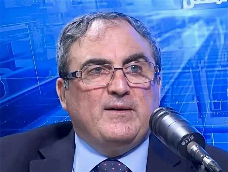 زلزال سياسي مرتقب: حقيقة توقعات ليلى عبد اللطيف عن الانقلاب العسكري وتحذيراتها للعراق ودول عربية