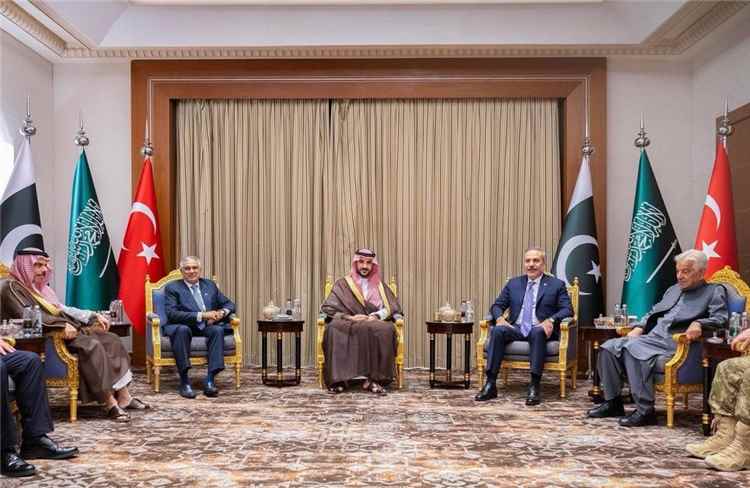 تحالف مكة في طهران لدعم الوساطة ومنع عودة التصعيد العسكري