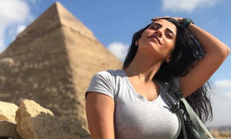 لارا نبهان مذيعة الحدث