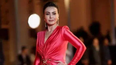 دينا فؤاد بإطلالة أنيقة