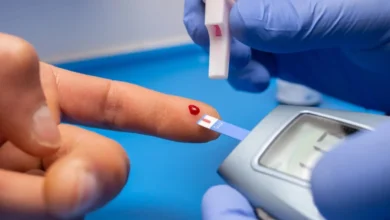 مراقبة مستوى السكر في المنزل و أعراض ارتفاع وانخفاض السكر في المنزل دون أجهزة قياس