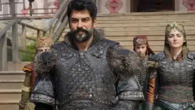 مشهد من مسلسل المؤسس عثمان الموسم السابع الحلقة 195 يظهر عثمان بك في موقف درامي مثير.