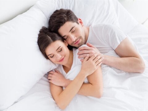 4 أشياء بس إذا فعلها الرجل أمام عين المرأة سوف تعشقه بجنون وتسلم له نفسها بدون تردد حتى لو كانت متزوجة 6 12313322232