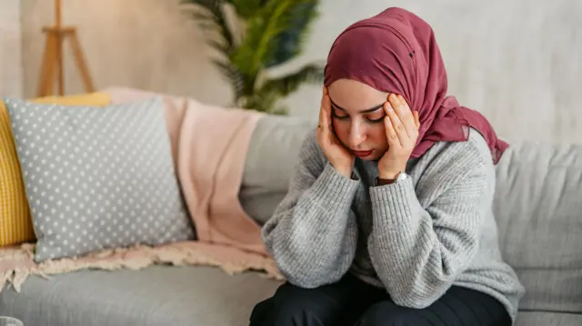 التعب الأنثوي: لماذا تشعر المرأة بالإرهاق أكثر من الرجل؟ اكتشف الأسباب العلمية 1 24375548527