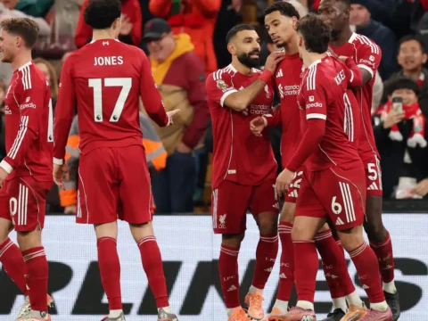 عادت الانتصارات.. إيكيتيكي يقود ليفربول لإسقاط برايتون في الدوري الإنجليزي 4 324234234234