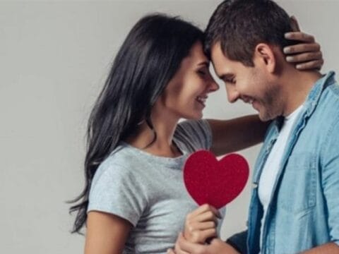 4 علامات تظهر على المرأة التي تحب العلاقة الـزوجية كل ليلة بشكل كبير جدً 1 765675675678