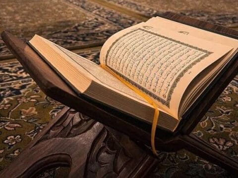 هذه السورة إذا قرأتها كل يوم قبل النوم ثلاث مرات تفتح لك جميع الأبواب المغلقة وينزل عليك الرزق طول العام ويصب عليك الرزق كالمطر وتأتيك البشارة في المنام حربها وستأتيك المعجزات 5 WhatsApp Image 2024 10 18 at 01.45.05 3b75ddba e1729206780882