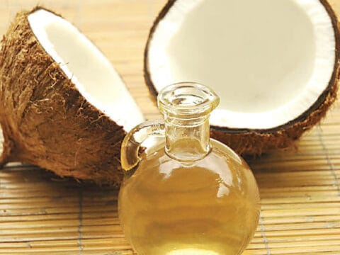 زيوت طبيعية لتنشيط الذاكرة والوقاية من الزهايمر: زيت جوز الهند في المقدمة 1 Coconut and oil