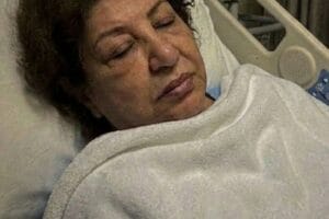 فاجعة تهز دمشق اليوم عقب العثور على أدلة جنائية خطيرة تقلب موازين قضية الراحلة هدى شعراوي وبشهادة مسربة من داخل عائلتها فضحت المستور وبينت كيف وقعت تلك الجريمة الغامضة 7 G 3MhKOX0AAH56F