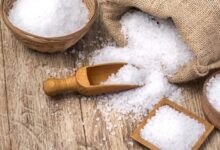 الملح والجلطات الصامتة: تحذير منظمة الصحة من "القاتل الأبيض" في مطبخك 2 580