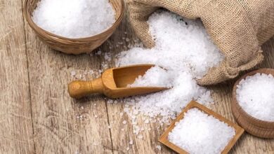 الملح والجلطات الصامتة: تحذير منظمة الصحة من "القاتل الأبيض" في مطبخك 7 580