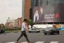 كاميرا شارع باستور: كيف اخترقت إسرائيل شوارع طهران لاغتيال خامنئي؟ 2 w5t77VGzcZ 1772522752