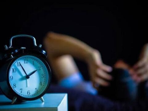 أعشاب لعلاج الأرق