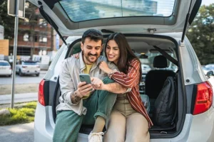 ما الذي يزيد من جاذبيتك أمام النساء؟