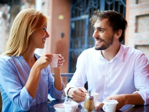 ما الذي يجذب الرجل للمرأة من النظرة الأولى؟ سر الانجذاب 6 ما الذي يجذب الرجل للمرأة