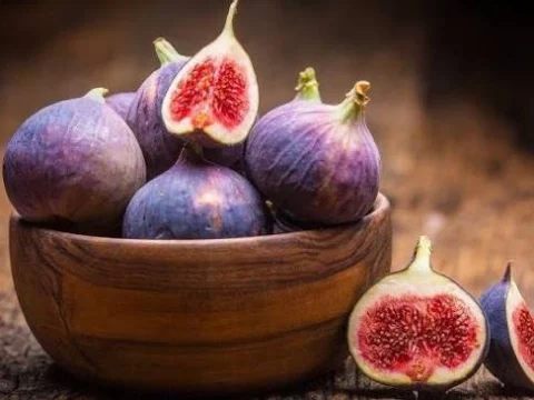التين: الغذاء السحري المذكور في القرآن لتعزيز الطاقة والخصوبة 4 23434543544654