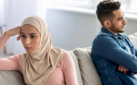 ماحكم الزوج البارد الذي لا يعـاشر زوجته إلا كل اسبوعين فهل هذا جائز ..؟ رد غير متوقعمن ازهري 7 images 56
