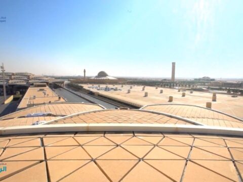 تطوير لافت في مسار النزاع: الحوثيون يستهدفون مطار الرياض ومرافق حيوية والتحالف يرد بغارات مكثفة 1 6557567666